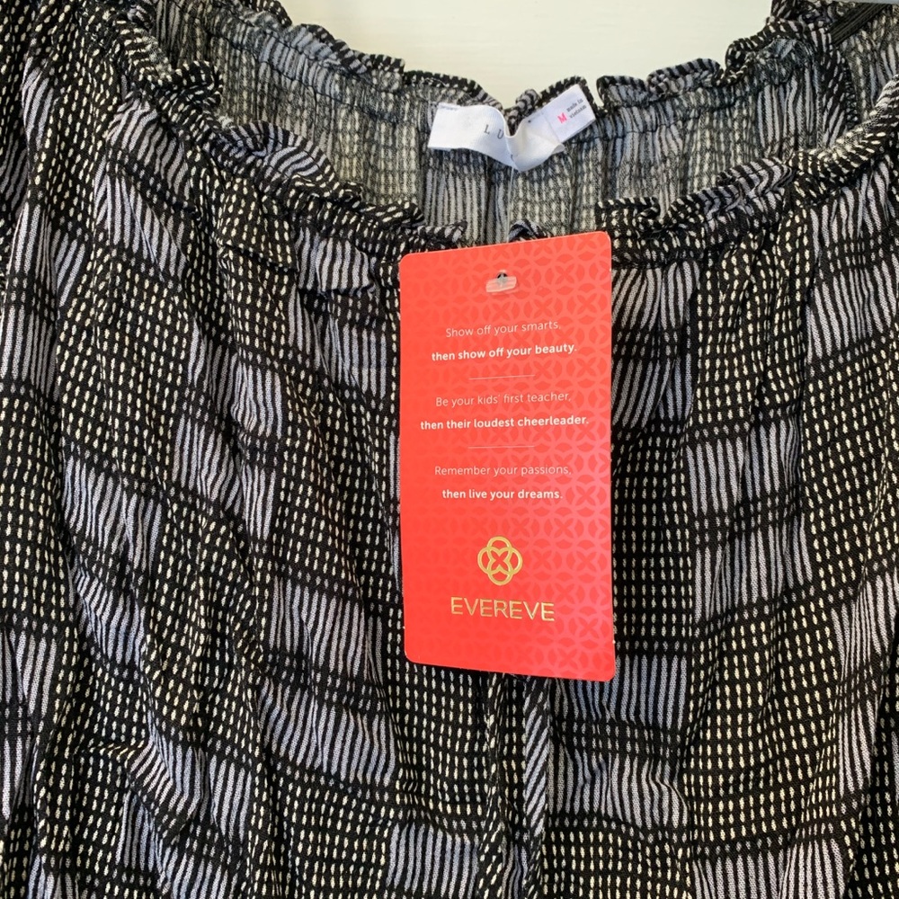 Lush Off The Shoulder Tie Front Romper Medium - Picture 6 of 13